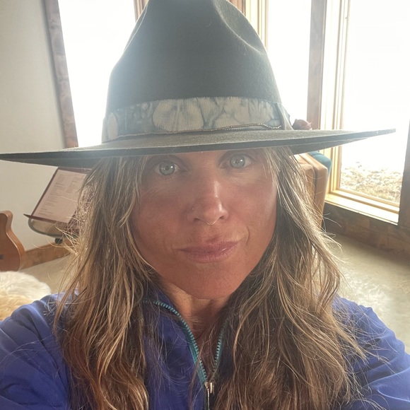 HAMPUI hats Lucy in the Sky felt wool hat medium - Picture 7 of 8